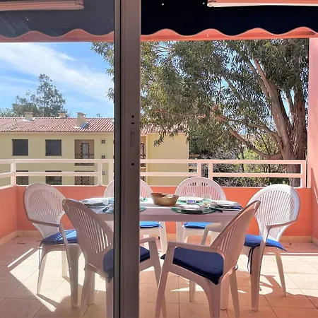 2 Pieces Avec Terrasse, Proche Et Commerces, Parking Prive, Au Lavandou - Fr-1-251-538 Апартаменты Ле-Лаванду